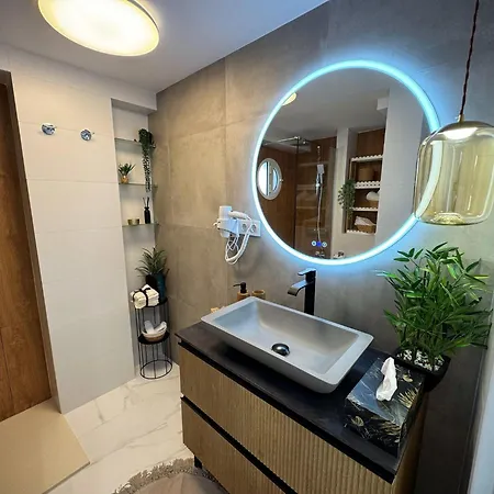 I. Luxury Apartment Benidorm